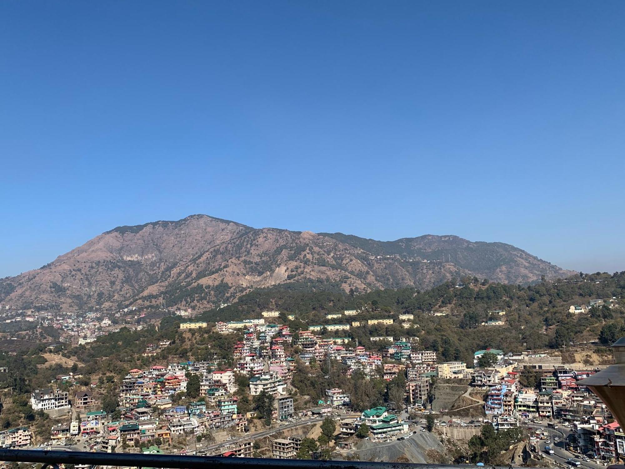 Solan Regency Солан Екстериор снимка