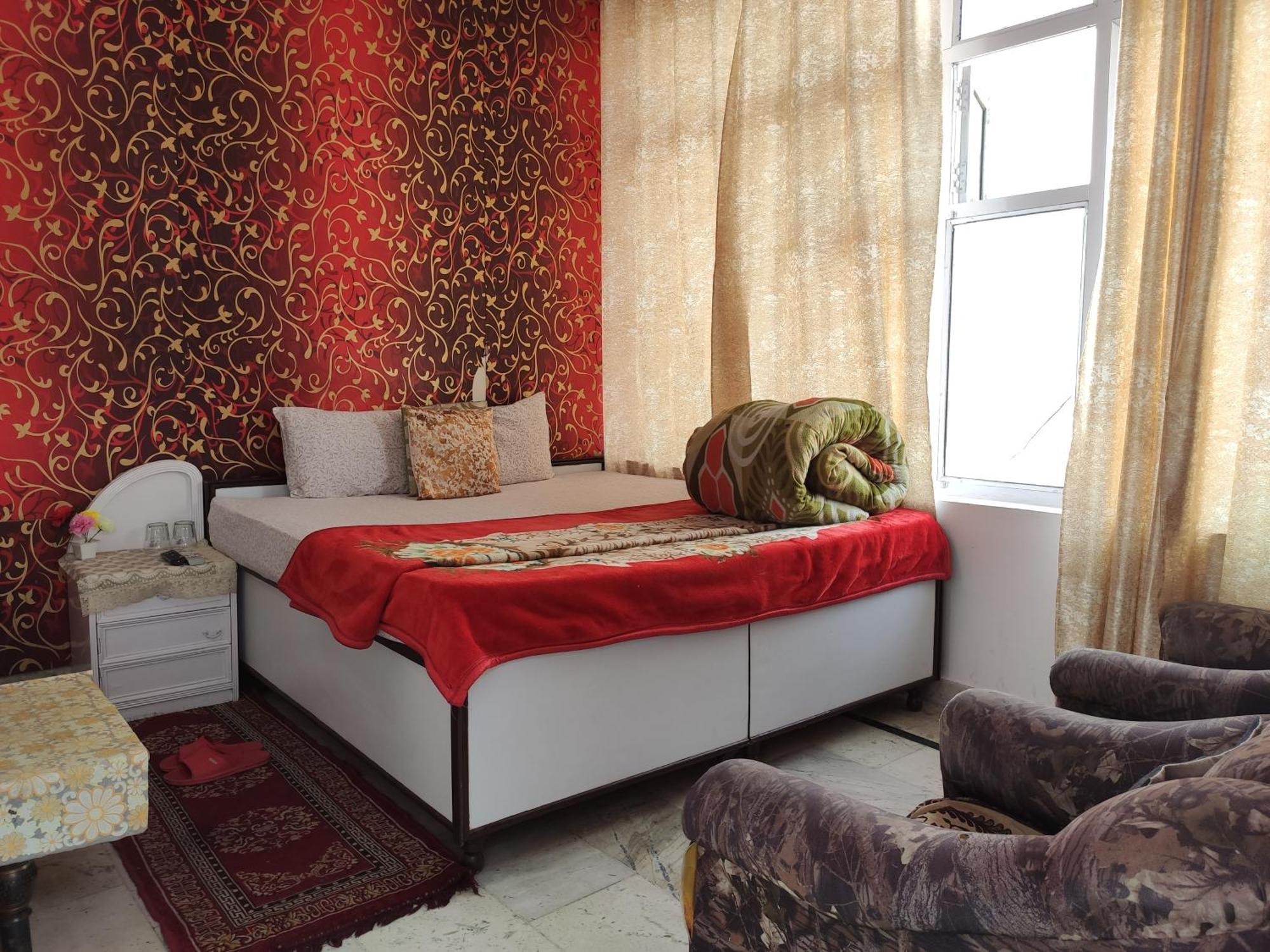 Solan Regency Солан Екстериор снимка
