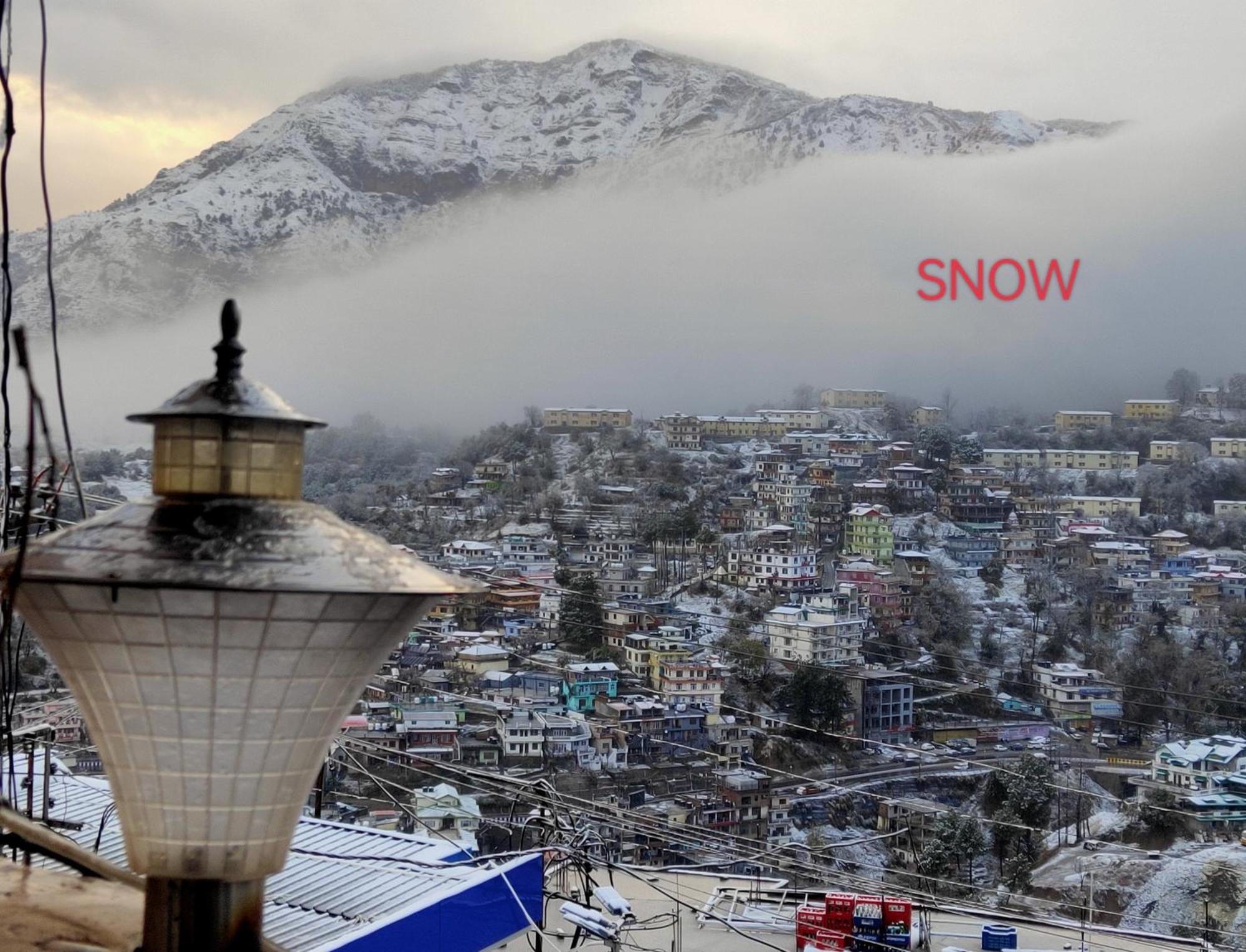 Solan Regency Солан Екстериор снимка